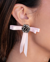 Load image into Gallery viewer, Glimpses of Malibu - Complete Trend Blend - October 2024 Fashion Fix