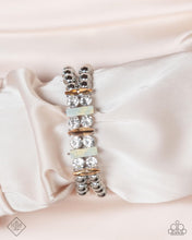 Load image into Gallery viewer, Fiercely 5th Avenue - Complete Trend Blend Jan 25