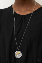 Load image into Gallery viewer, Seaside Shimmer - Yellow